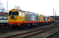 Railfreight Red Stripe 20132 and 20118