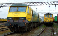 Freightliner 'Powerhaul' 90049 and 86613