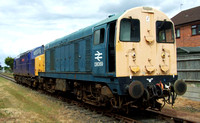 BR Blue 20069 with Mainline Blue 37219