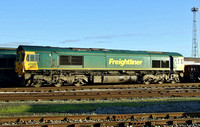 Freightliner 66551