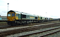 Freightliner 66618 leads 66522, 66623 and 70002
