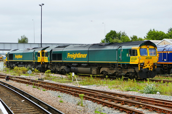 Freightliner 66517 and 66598