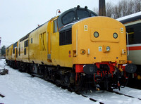 NR Yellow 97302 (37170) and 97301 (37100)