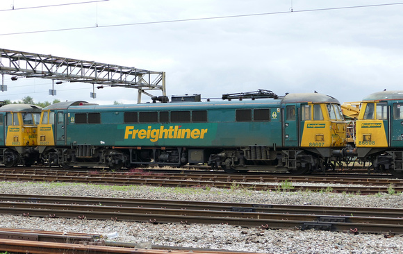 Freightliner 86607
