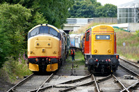 Preserved Railfreight Red Stripe 37674 and HNRC 20166